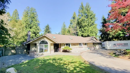 17237 26 Avenue, Surrey, BC, Grandview Surrey — 4 bed single family residence for sale