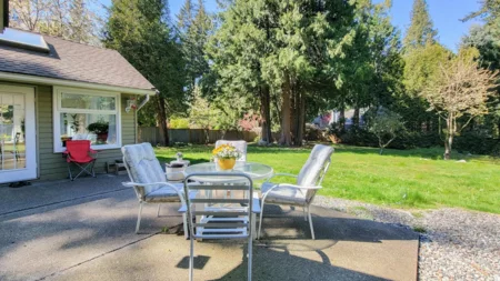 17237 26 Avenue, Surrey, BC, Surrey — Single Family Residence for sale