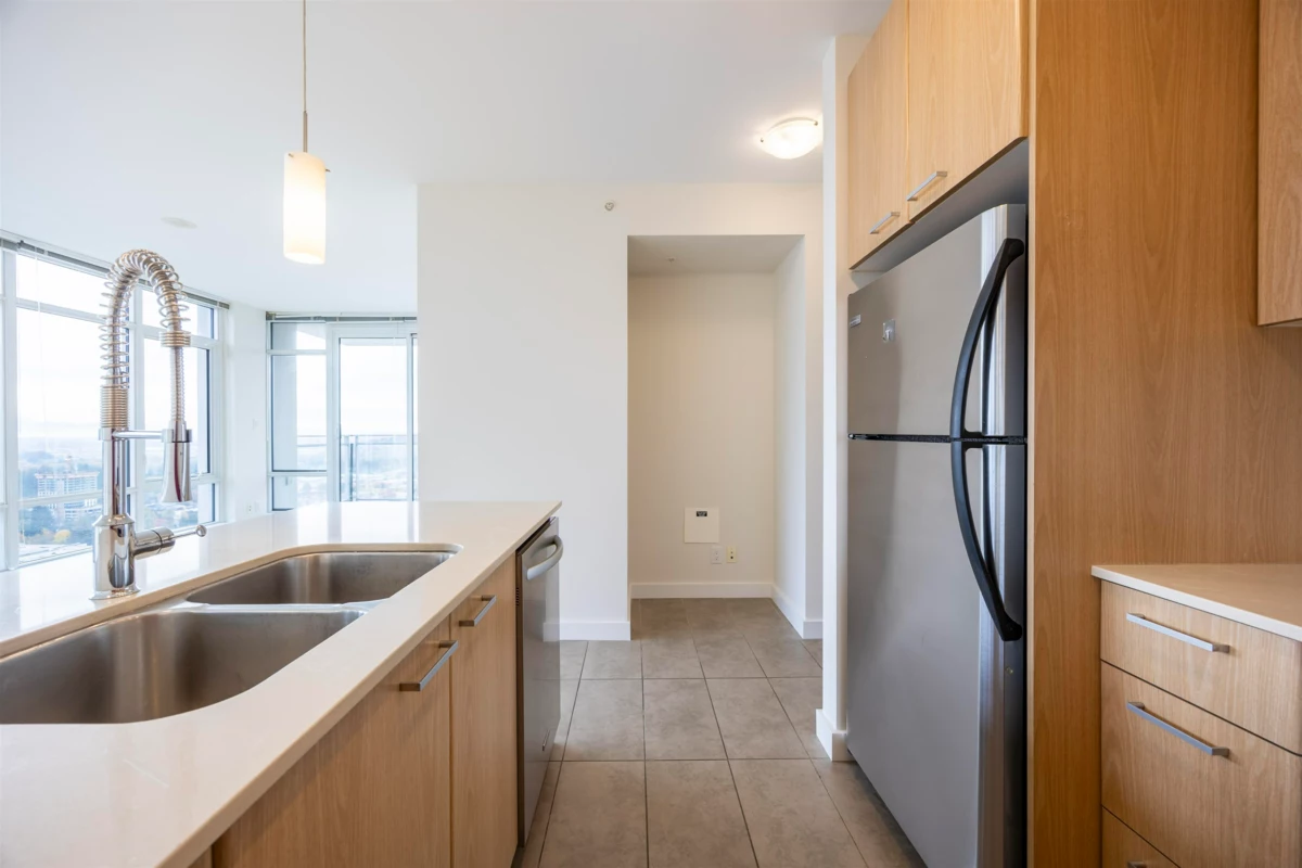 Guest Bathroom Photo of 3903 2955 Atlantic Avenue, Coquitlam, BC