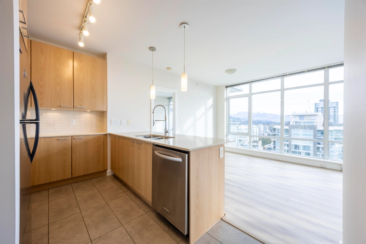 Powder Room Photo of 3903 2955 Atlantic Avenue, Coquitlam, BC