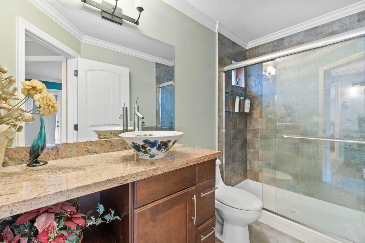 Basement Recreation Room Photo of 16308 91a Avenue, Surrey, BC