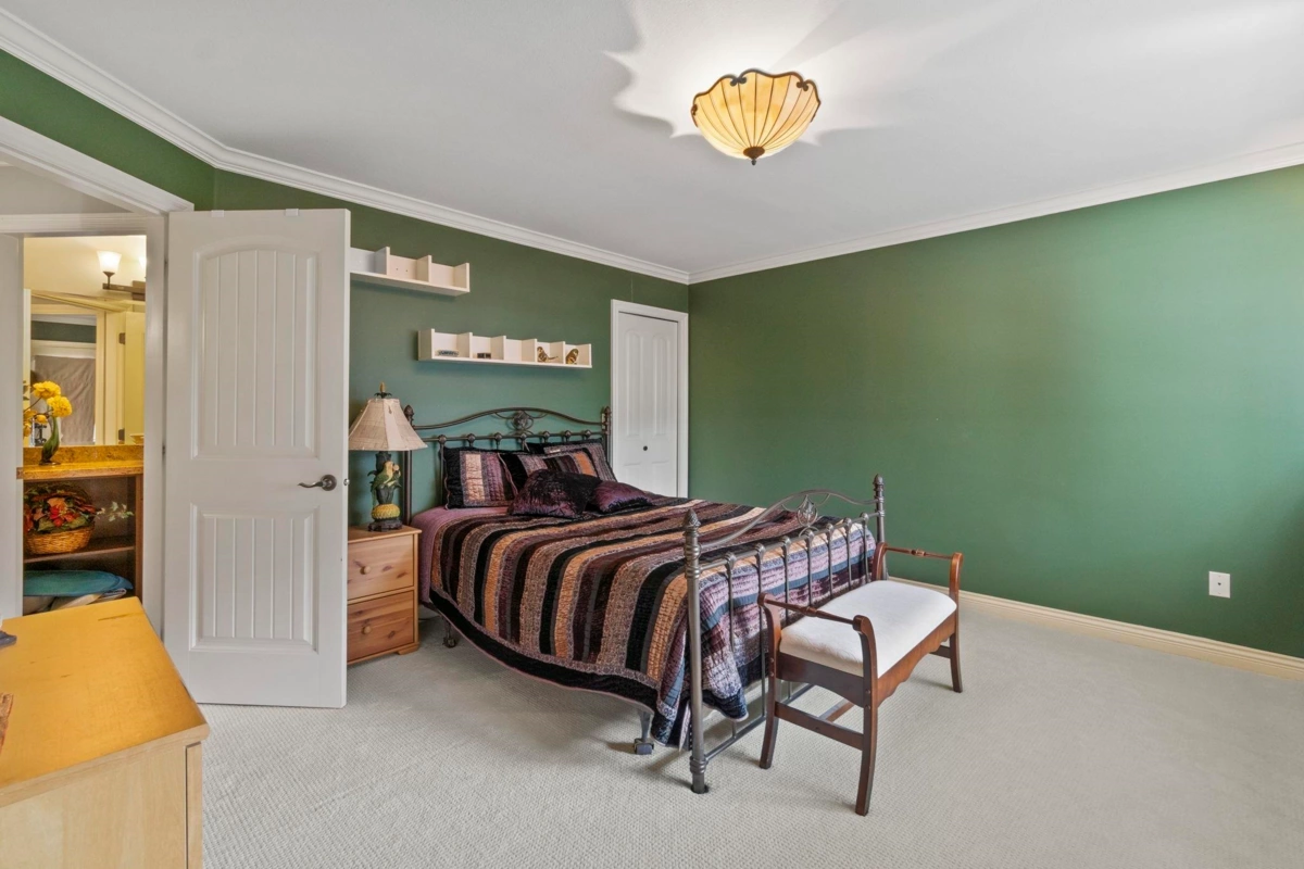 Office / Den Photo of 16308 91a Avenue, Surrey, BC