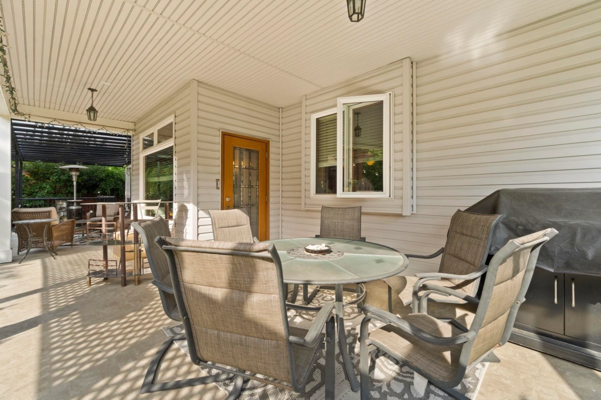 Outdoor Kitchen Photo of 16308 91a Avenue, Surrey, BC