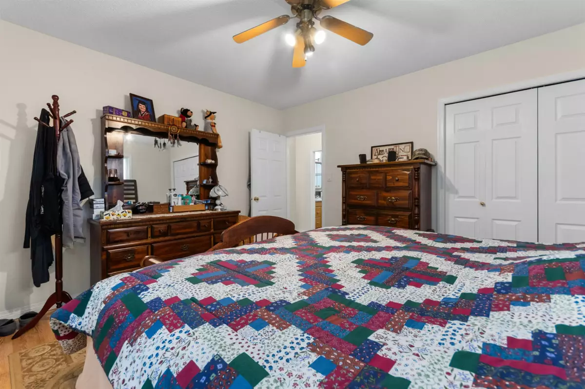 Basement Recreation Room Photo of 52564 Yale Road, Rosedale, BC