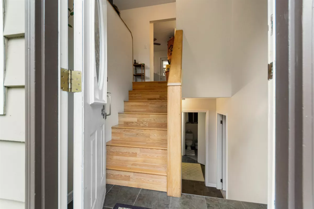 Dining Area Photo of 52564 Yale Road, Rosedale, BC