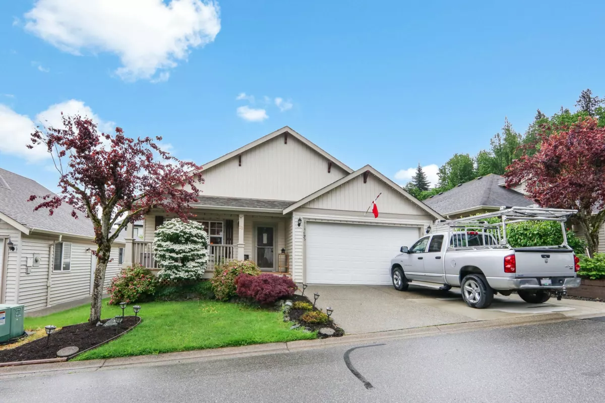 Hallway Photo of 12 43875 Chilliwack Mountain Road, Chilliwack, BC