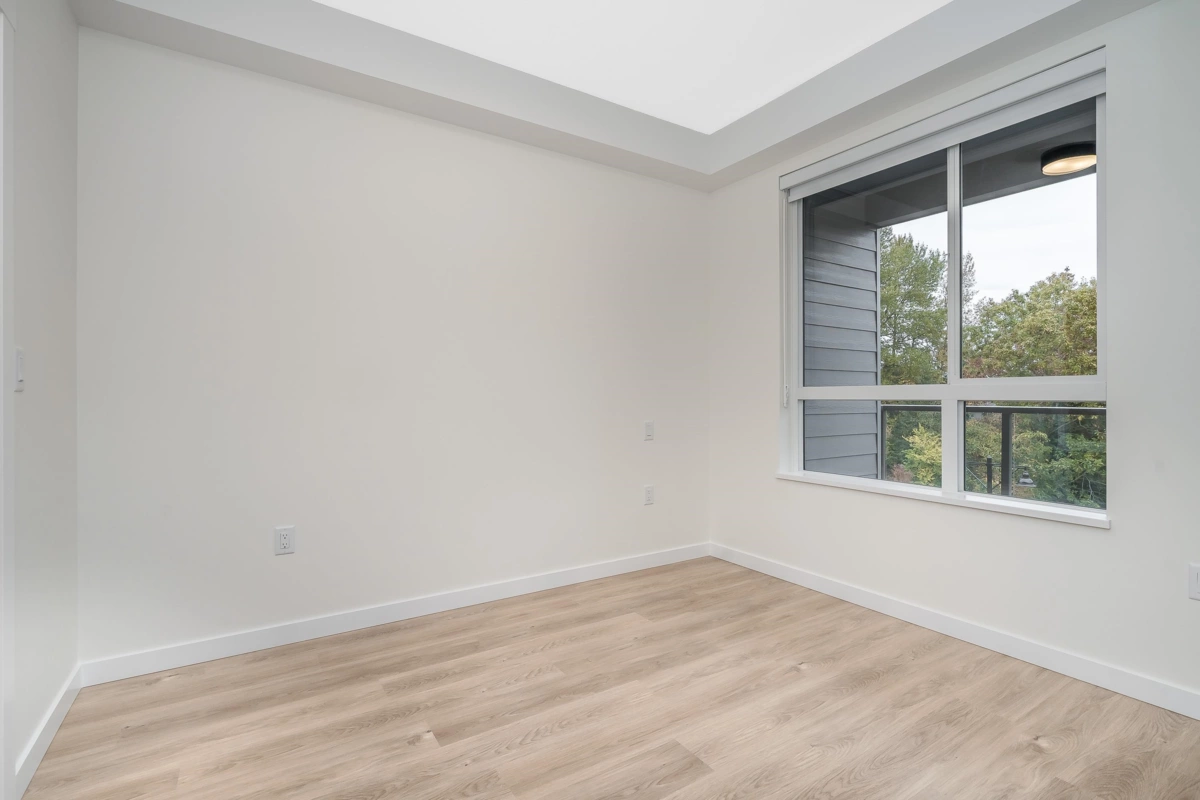 Entry Foyer Photo of 309 27215 Aldergrove Town Centre Drive, Langley, BC