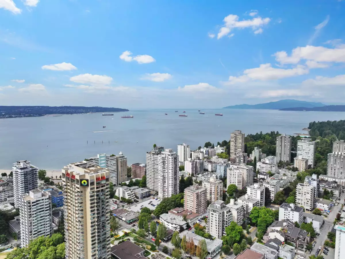 Backyard Photo of 2508 1850 Comox Street, Vancouver, BC