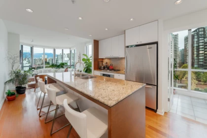 1506 1005 Beach Avenue, Vancouver, BC, Vancouver — Apartment/Condo for sale