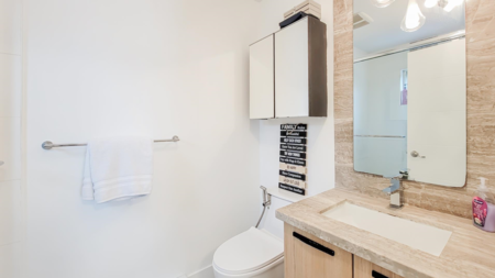 Primary Bathroom Photo of 11 6350 142 Street, Surrey, BC