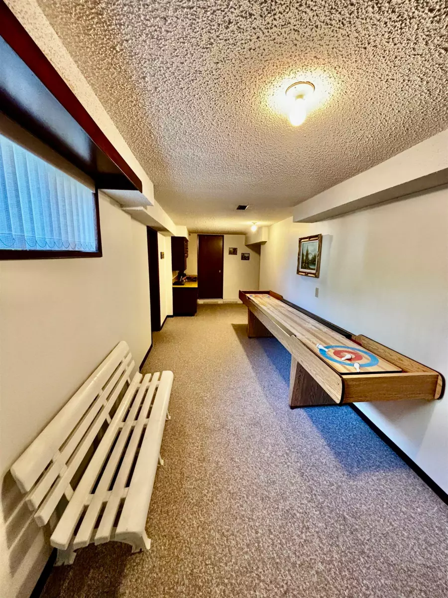 Laundry Room Photo of 46544 Seaholm Crescent, Chilliwack, BC