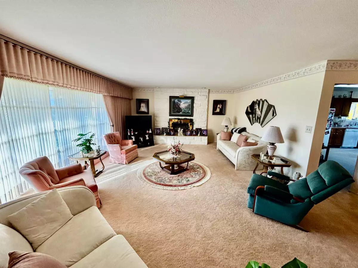 Living Room Photo of 46544 Seaholm Crescent, Chilliwack, BC