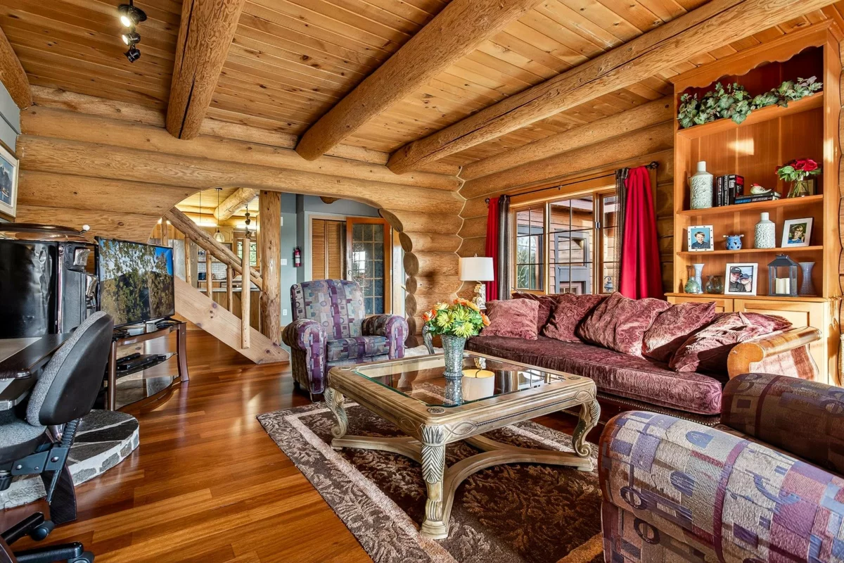 Dining Area Photo of 16937 Avenue, Surrey, BC