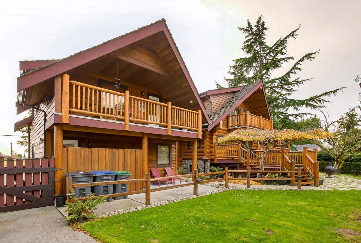 Neighborhood Park Photo Near 16937 Avenue, Surrey, BC