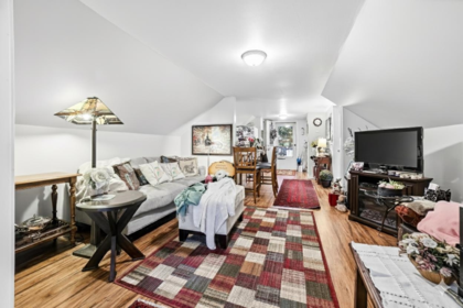 Hot Tub / Spa Photo of 16937 Avenue, Surrey, BC