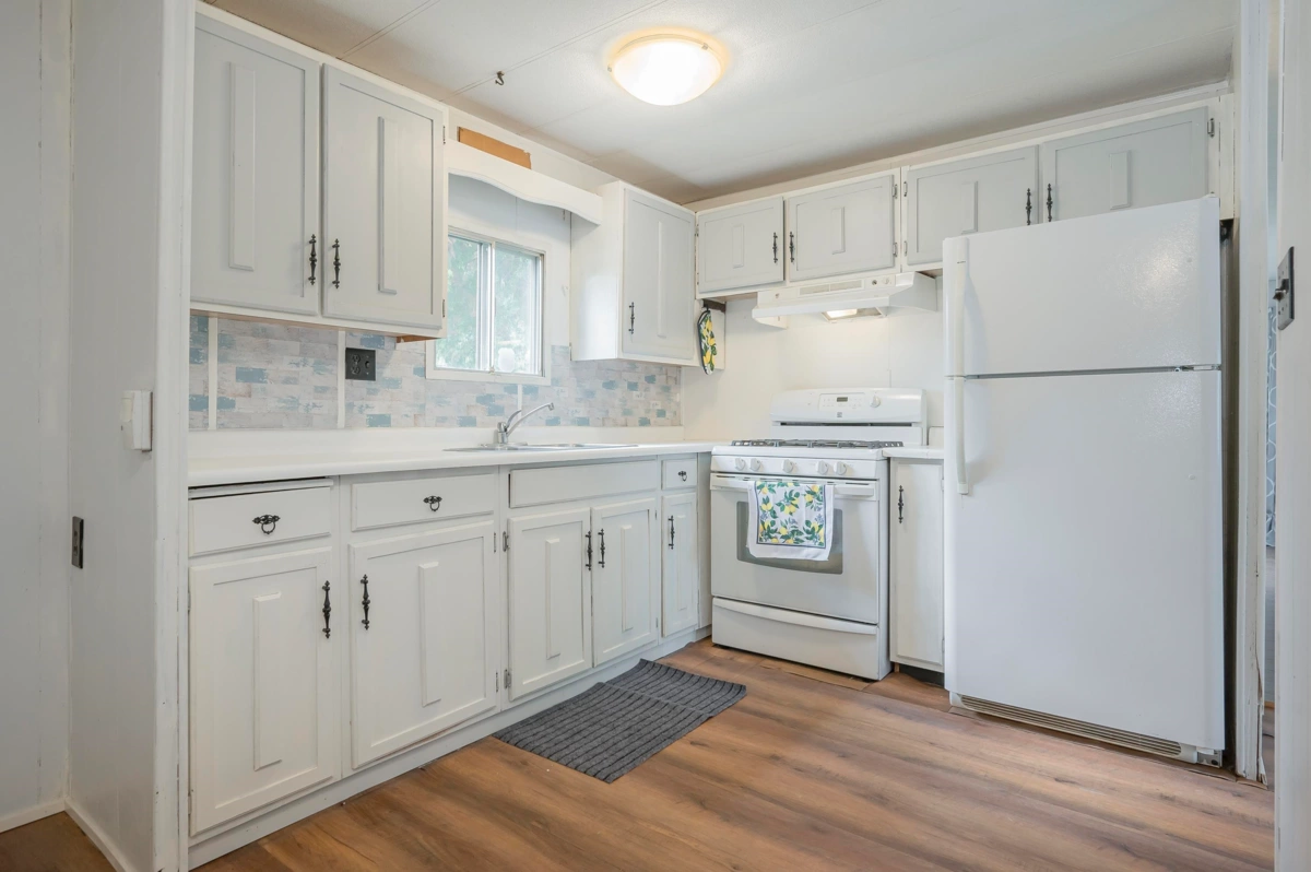 Primary Bedroom Photo of 1 11812 Ponderosa Boulevard, Pitt Meadows, BC