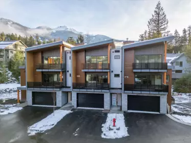 15 2077 Garibaldi Way, Whistler, BC, Whistler — Townhouse for sale