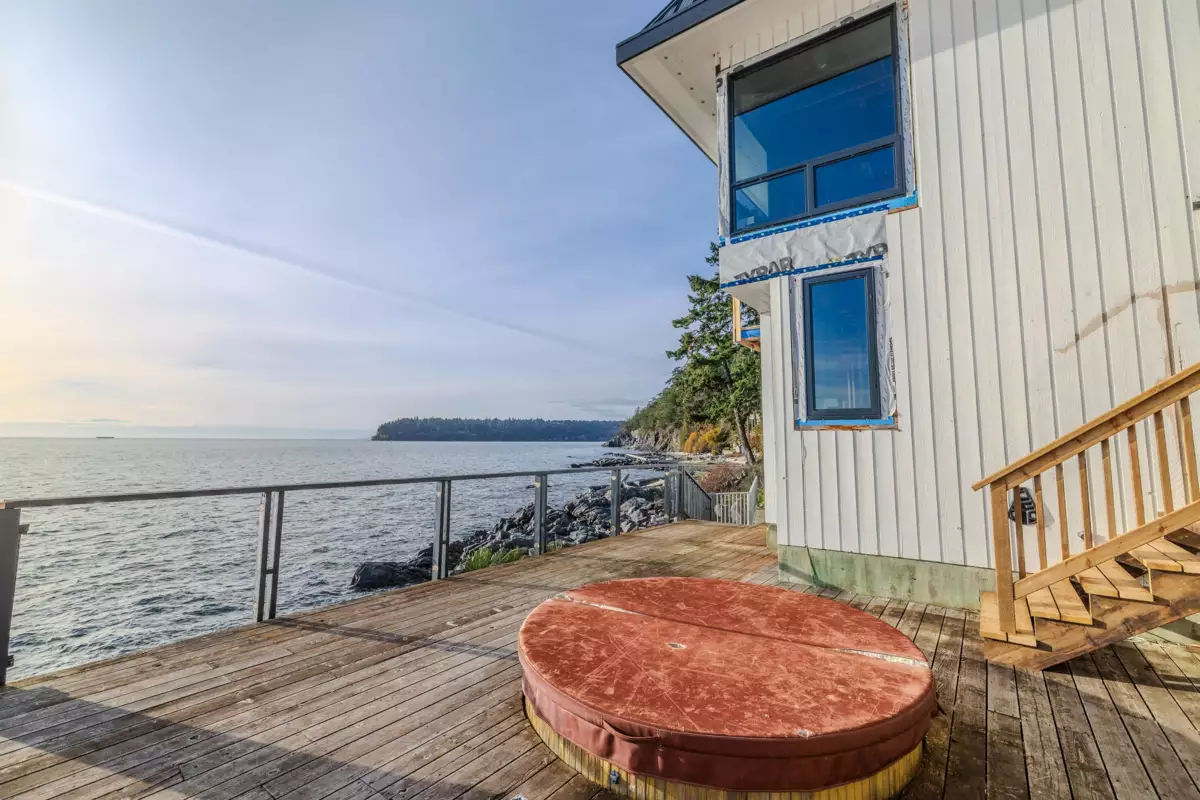 Garage Interior Photo of 5482 Hill Road, Sechelt, BC
