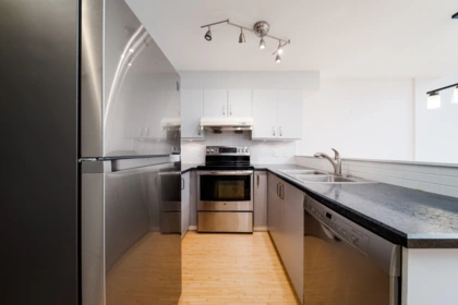 307 418 E Broadway, Vancouver, BC, Vancouver — Apartment/Condo for sale