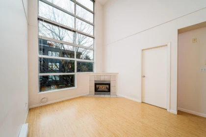 307 418 E Broadway, Vancouver, BC, Vancouver — Apartment/Condo for sale