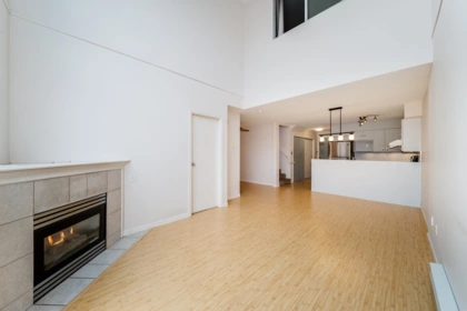 307 418 E Broadway, Vancouver, BC, Vancouver — Apartment/Condo for sale
