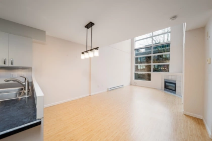 307 418 E Broadway, Vancouver, BC, Vancouver — Apartment/Condo for sale