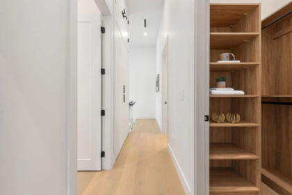 Walk-In Closet Photo of 1 3232 W 38th Avenue, Vancouver, BC