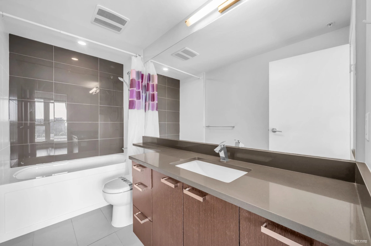 Basement Recreation Room Photo of 1505 7117 Elmbridge Way, Richmond, BC