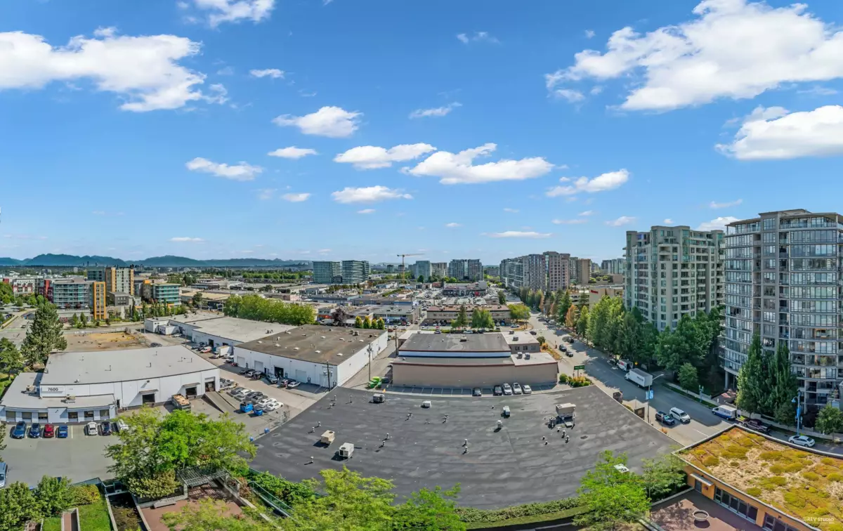 Outdoor Deck Photo of 1505 7117 Elmbridge Way, Richmond, BC