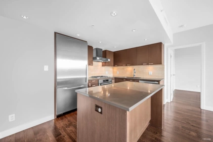 1505 7117 Elmbridge Way, Richmond, BC, Richmond — Apartment/Condo for sale