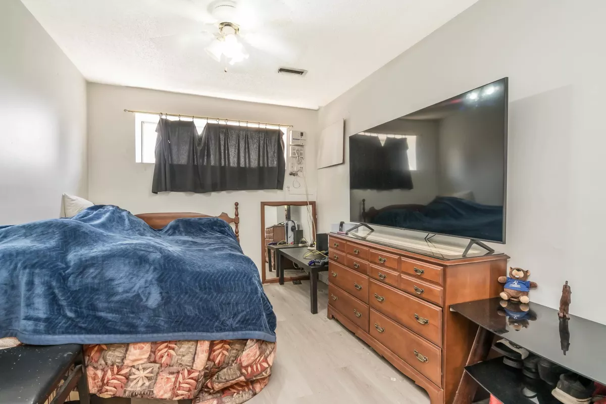 Garage Interior Photo of 2141 Ware Street, Abbotsford, BC