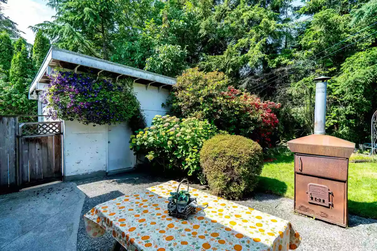 Outdoor Kitchen Photo of 2141 Ware Street, Abbotsford, BC