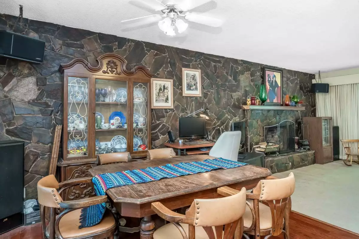 Primary Bathroom Photo of 2141 Ware Street, Abbotsford, BC