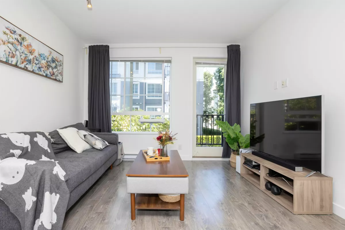 Office / Den Photo of 207 553 Foster Avenue, Coquitlam, BC