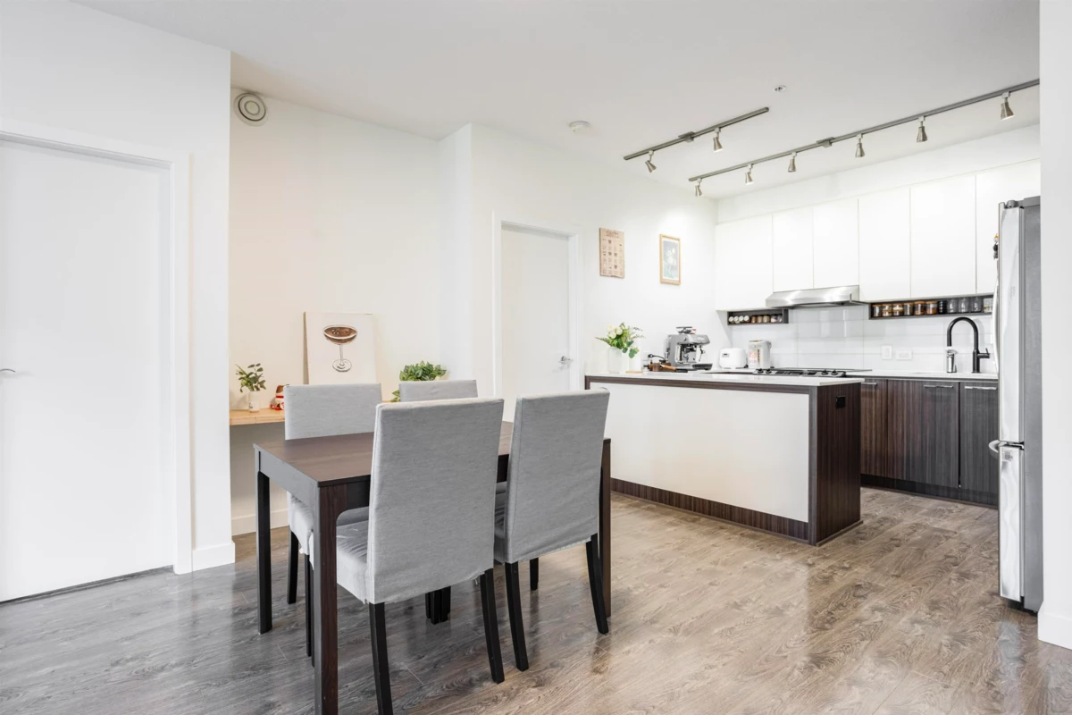 Walk-In Closet Photo of 207 553 Foster Avenue, Coquitlam, BC