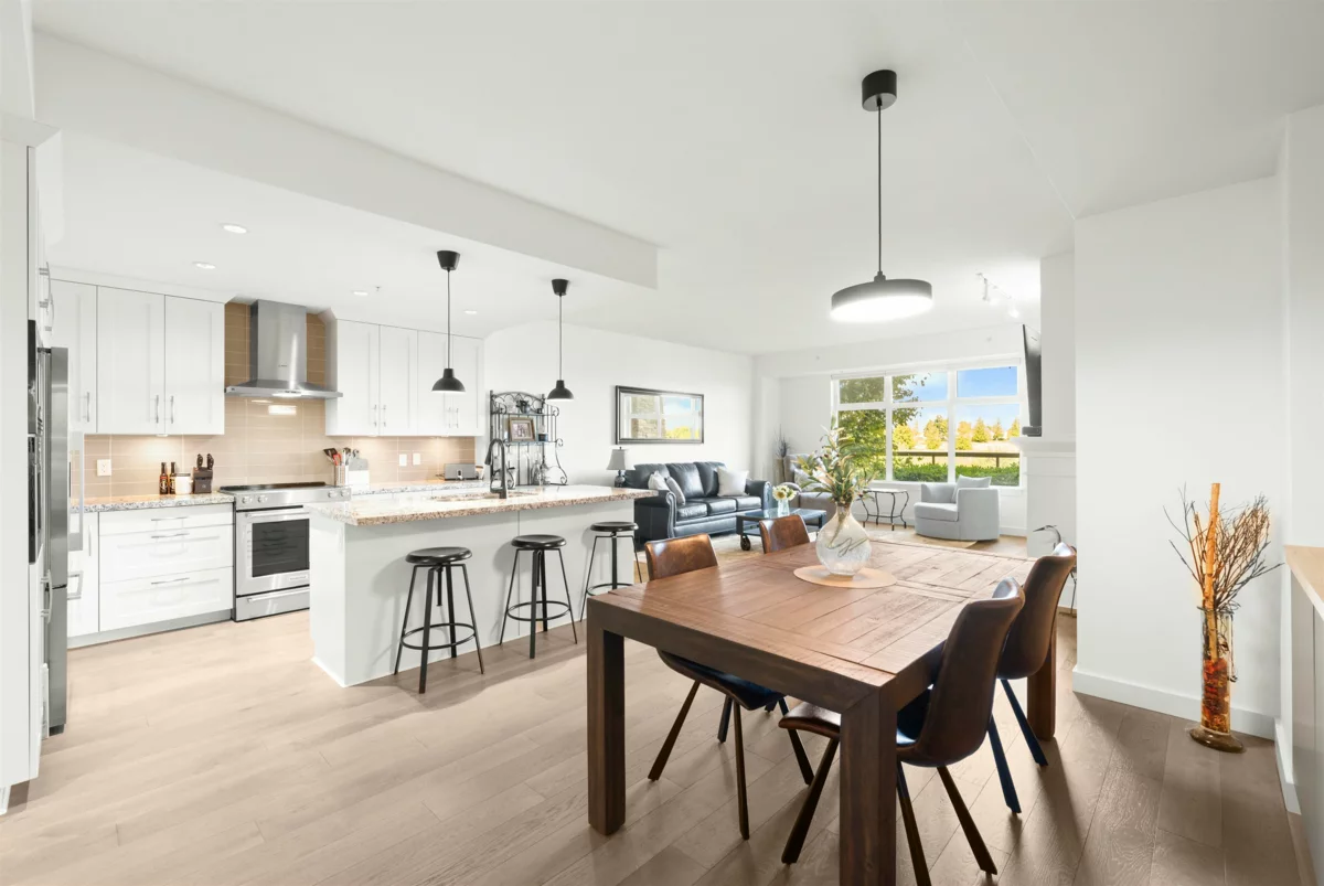 Breakfast Nook Photo of 112 5011 Springs Boulevard, Delta, BC