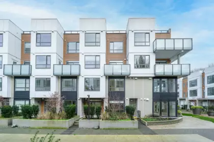 110 6328 King George Boulevard, Surrey, BC, East Newton — 3 bed townhouse for sale