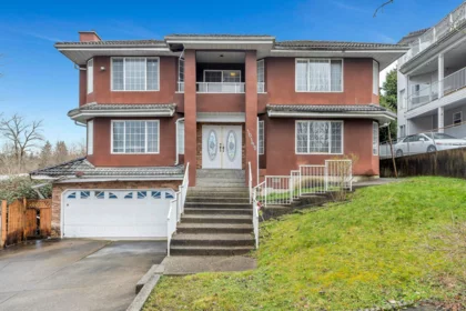 10192 121 Street, Surrey, BC, Cedar Hills — 8 bed single family residence for sale