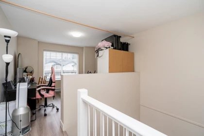 Mudroom Photo of 1 10282 132 Street, Surrey, BC
