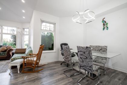 Breakfast Nook Photo of 14616 75a Avenue, Surrey, BC