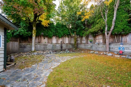 Garden / Landscaping Photo of 14616 75a Avenue, Surrey, BC
