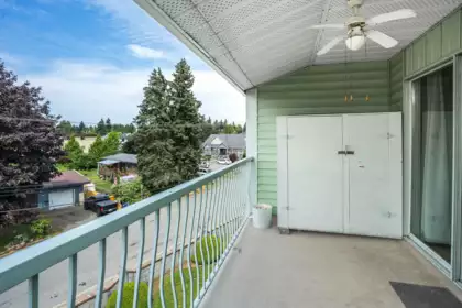 Laundry Room Photo of 316 31850 Union Avenue, Abbotsford, BC