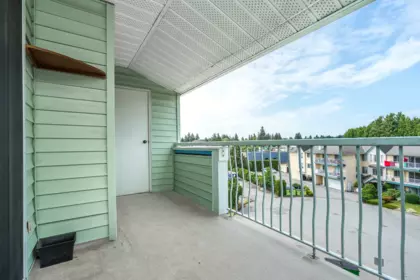 Mudroom Photo of 316 31850 Union Avenue, Abbotsford, BC