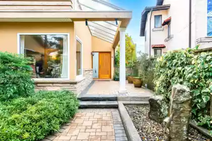 2328 Bellevue Avenue, West Vancouver, BC