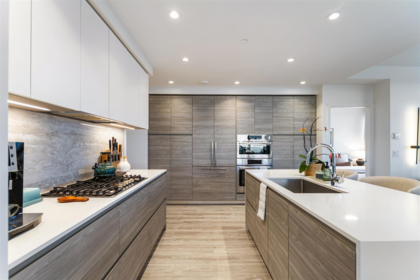 3208 680 Quayside Drive, New Westminster, BC