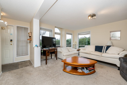 Kitchen Photo of 18 2345 Cranley Drive, Surrey, BC