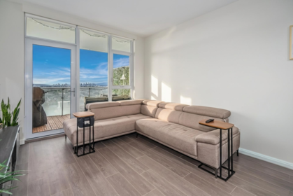 Breakfast Nook Photo of 3508 2186 Gilmore Avenue, Burnaby, BC