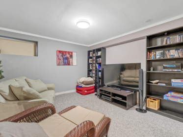 Laundry Room Photo of 9434 113b Street, Delta, BC