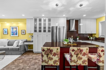 Kitchen Photo of 20 15273 24 Avenue, Surrey, BC