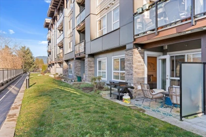 Backyard Photo of 108 9450 Robson Street, Chilliwack, BC